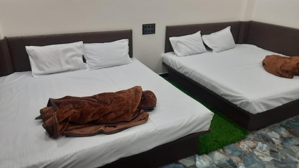 Golden Guest House Ujjain Luaran gambar