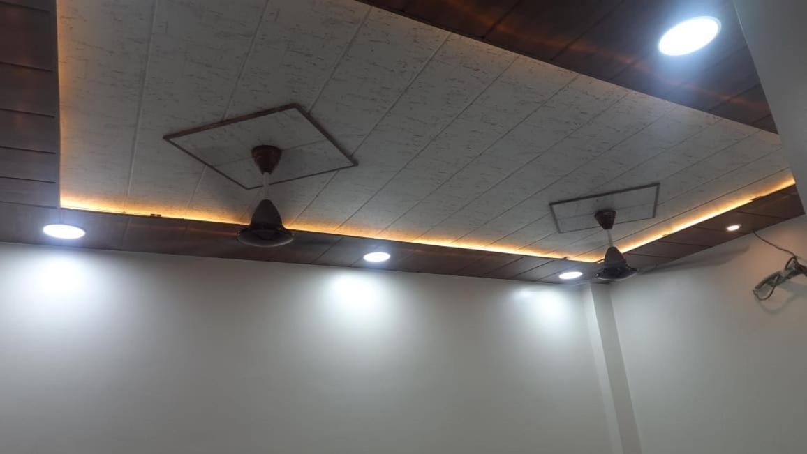 Golden Guest House Ujjain Luaran gambar